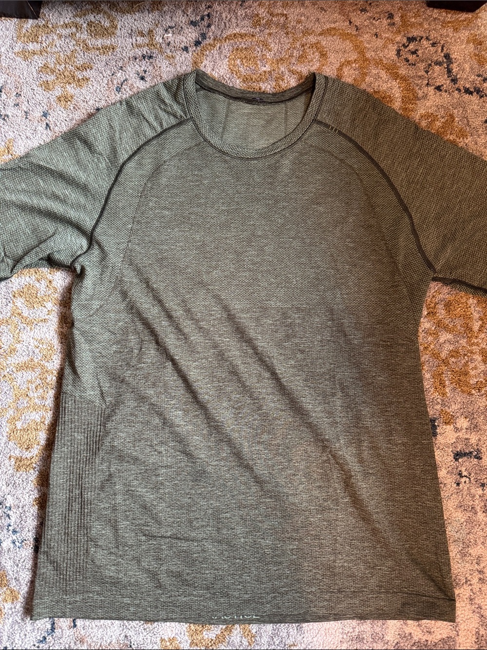 lululemon Men’s Swiftly Tech Tee